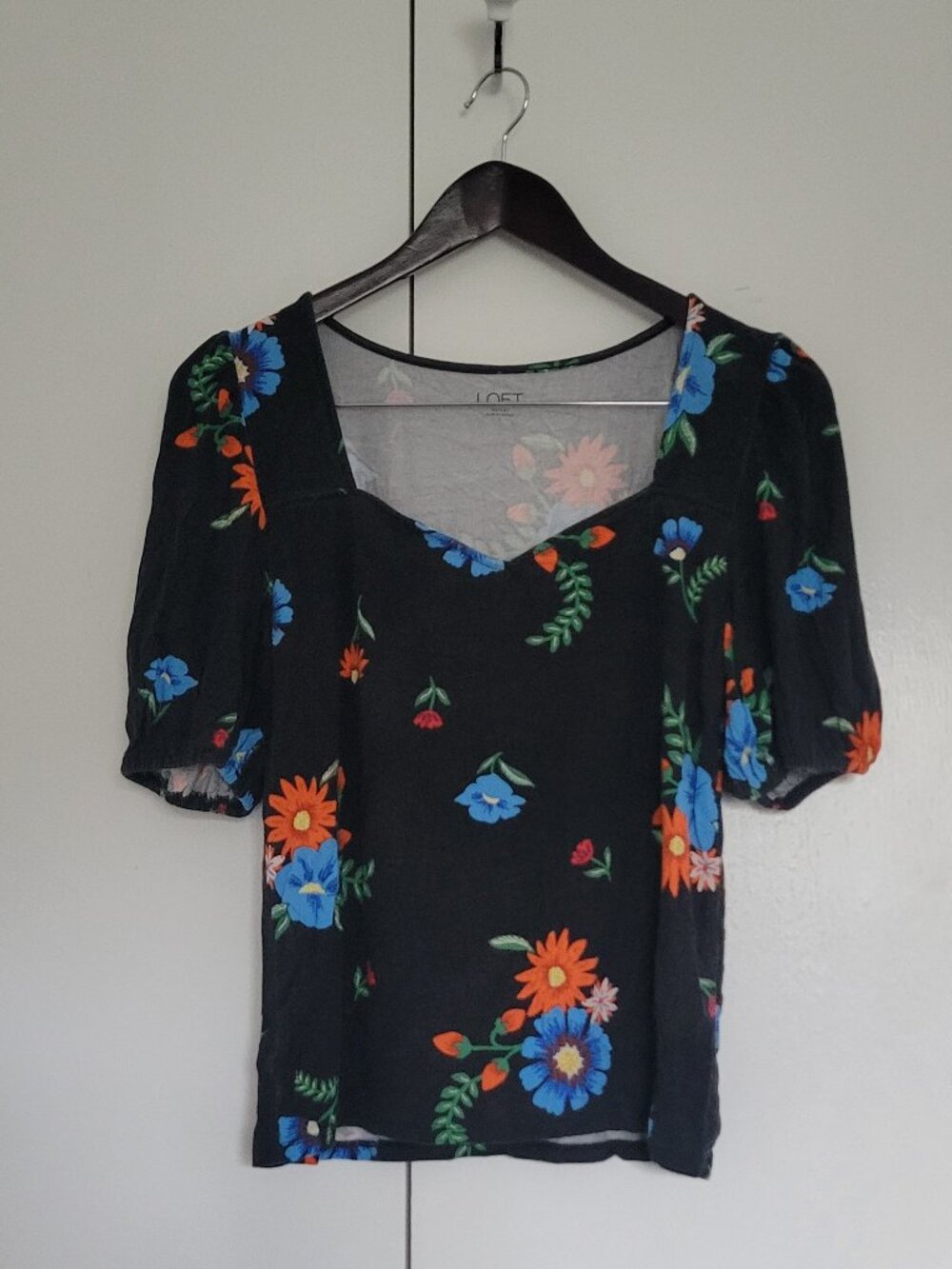 Loft - dust black floral blouse, small